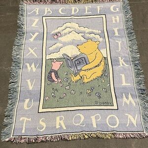 Vintage Disney Winnie the Pooh woven tapestry throw blanket alphabet border
